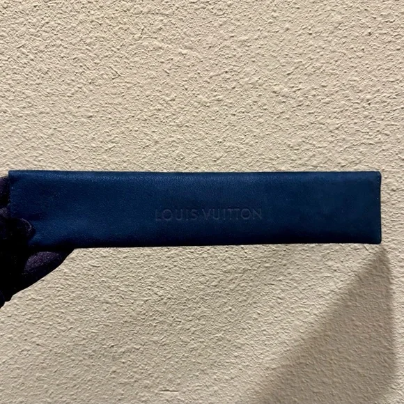 Louis Vuitton Watch & Jewelry Travel Case with Double Snap Closure - Picture 2 of 10